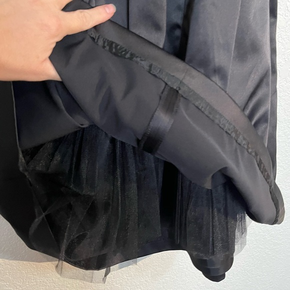 NWT White House Black Market Fit and flare v-neck mini dress Cocktail Evening - Picture 6 of 9